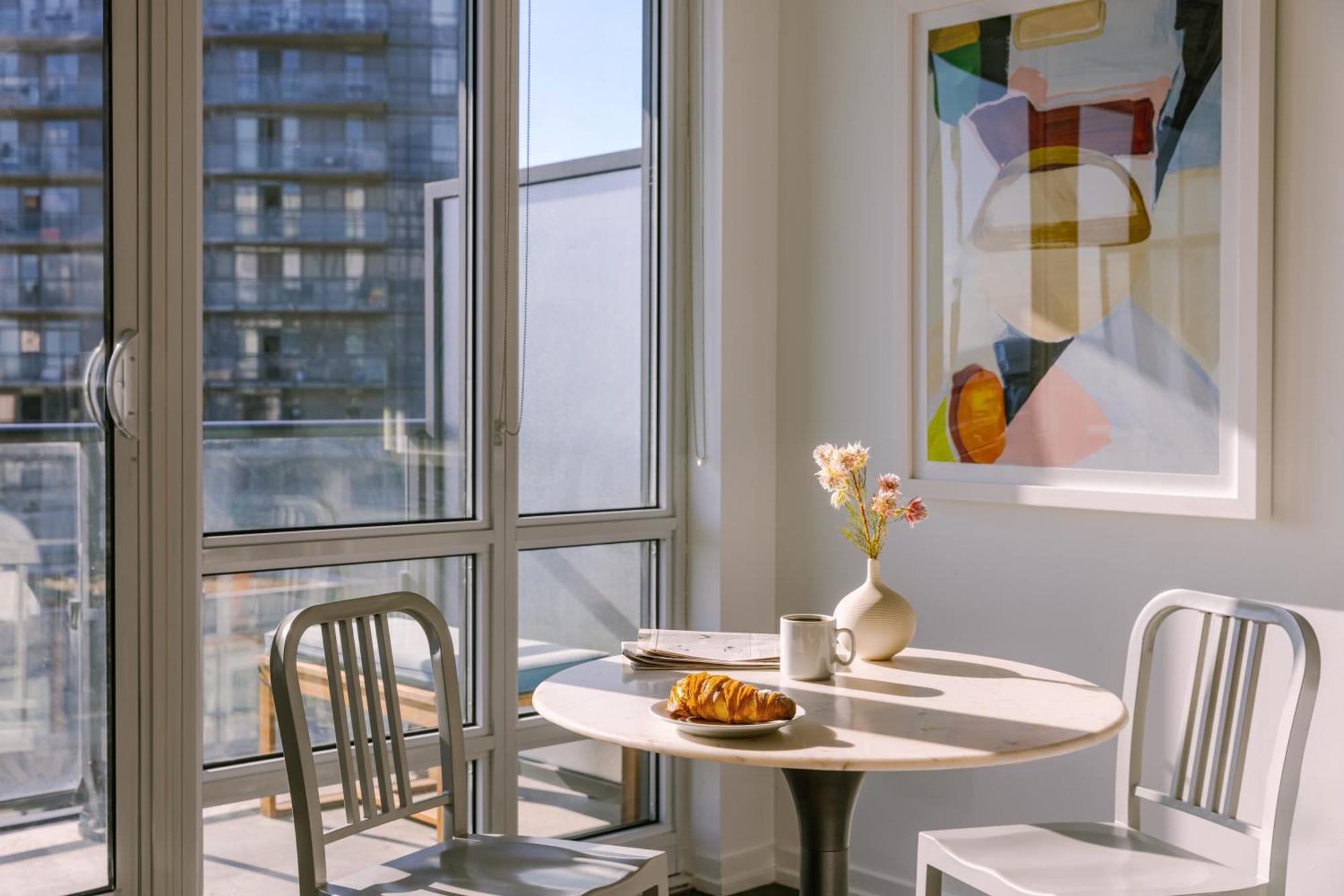 Sonder By Marriott Bonvoy The Liberty Apartments Liberty Village Hotel 4*