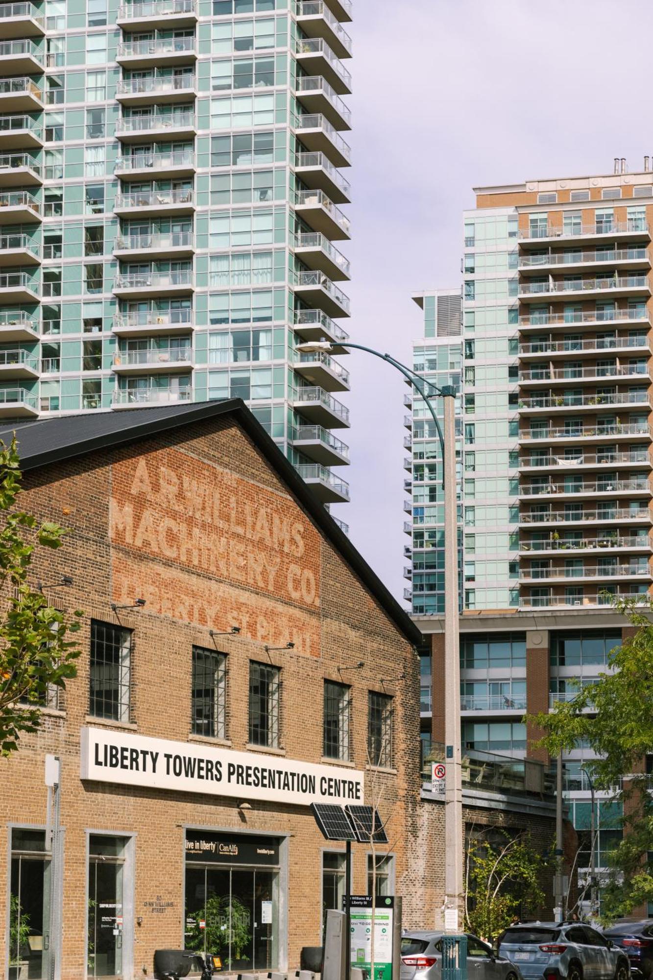 Hotel Sonder By Marriott Bonvoy The Liberty Apartments Liberty Village 4*