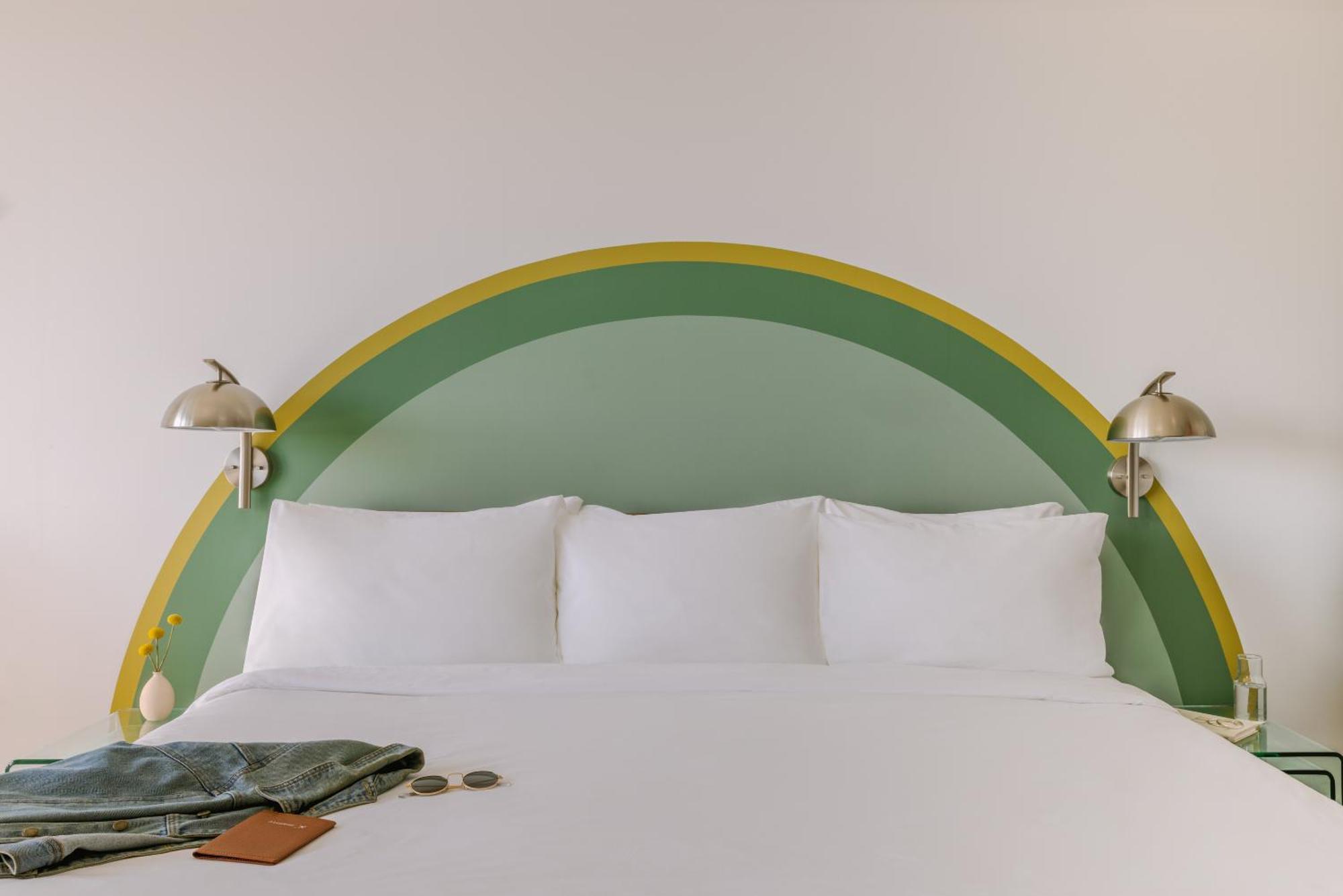 Hotel Sonder By Marriott Bonvoy The Liberty Apartments Liberty Village Toronto